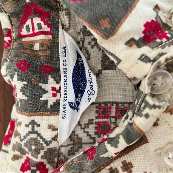 Folk art pattern button-up shirt - Picture 4 of 4